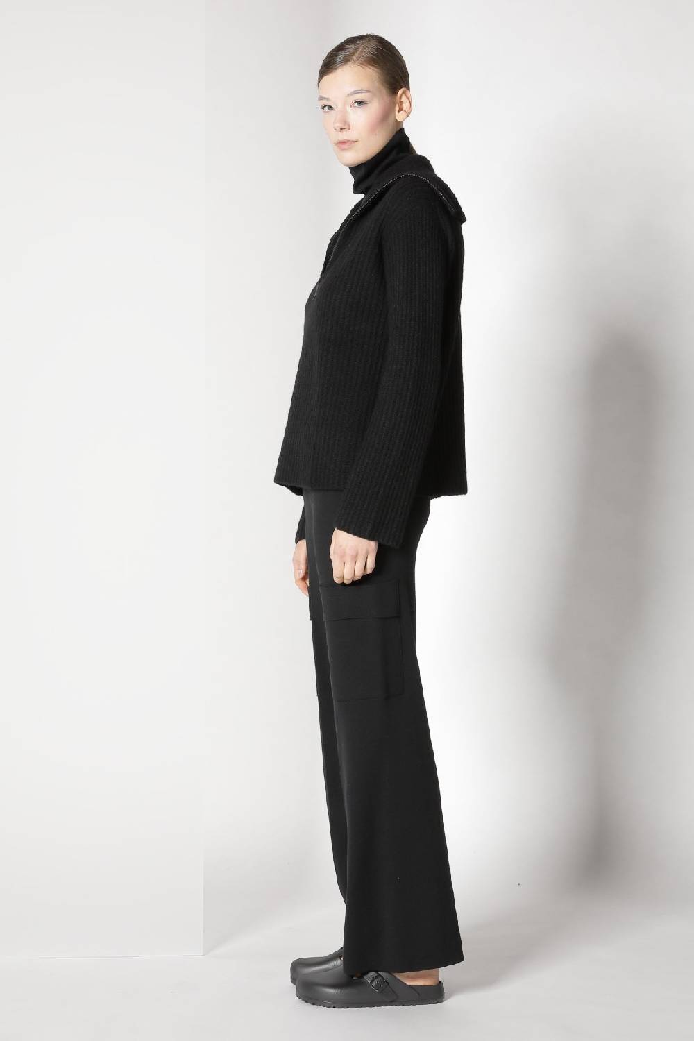 Sminfinity blurry ribbed zip-jumper + fitted turtle top + cargo bellbottom pants Fabrikverkauf