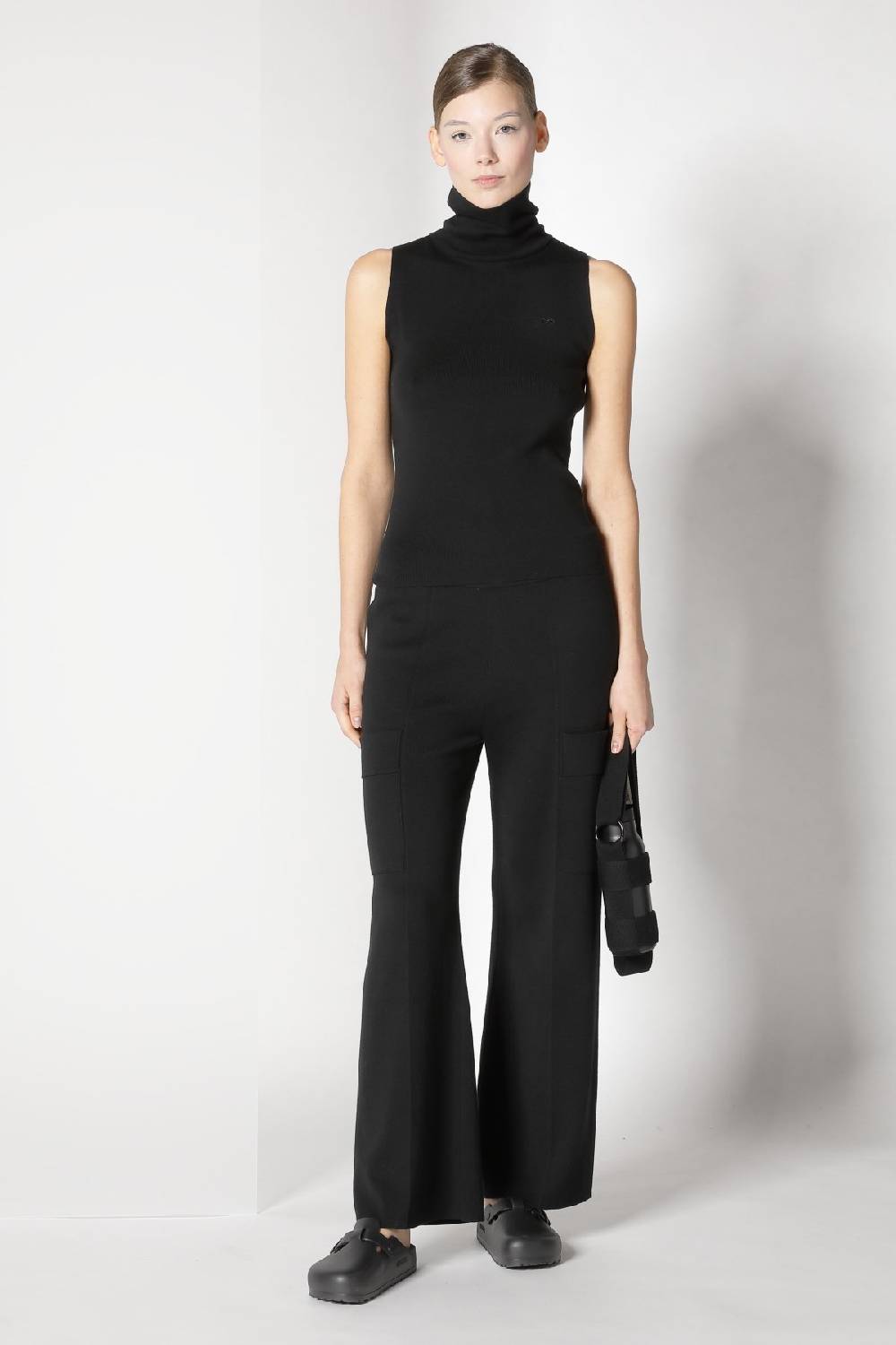 Sminfinity fitted turtle top + cargo bellbottom pants