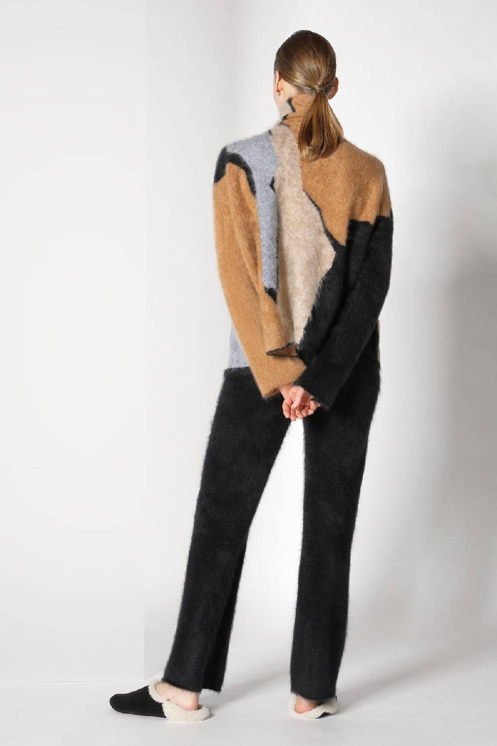 Sminfinity furry bark intarsia + furry pants Blitzverkäufe