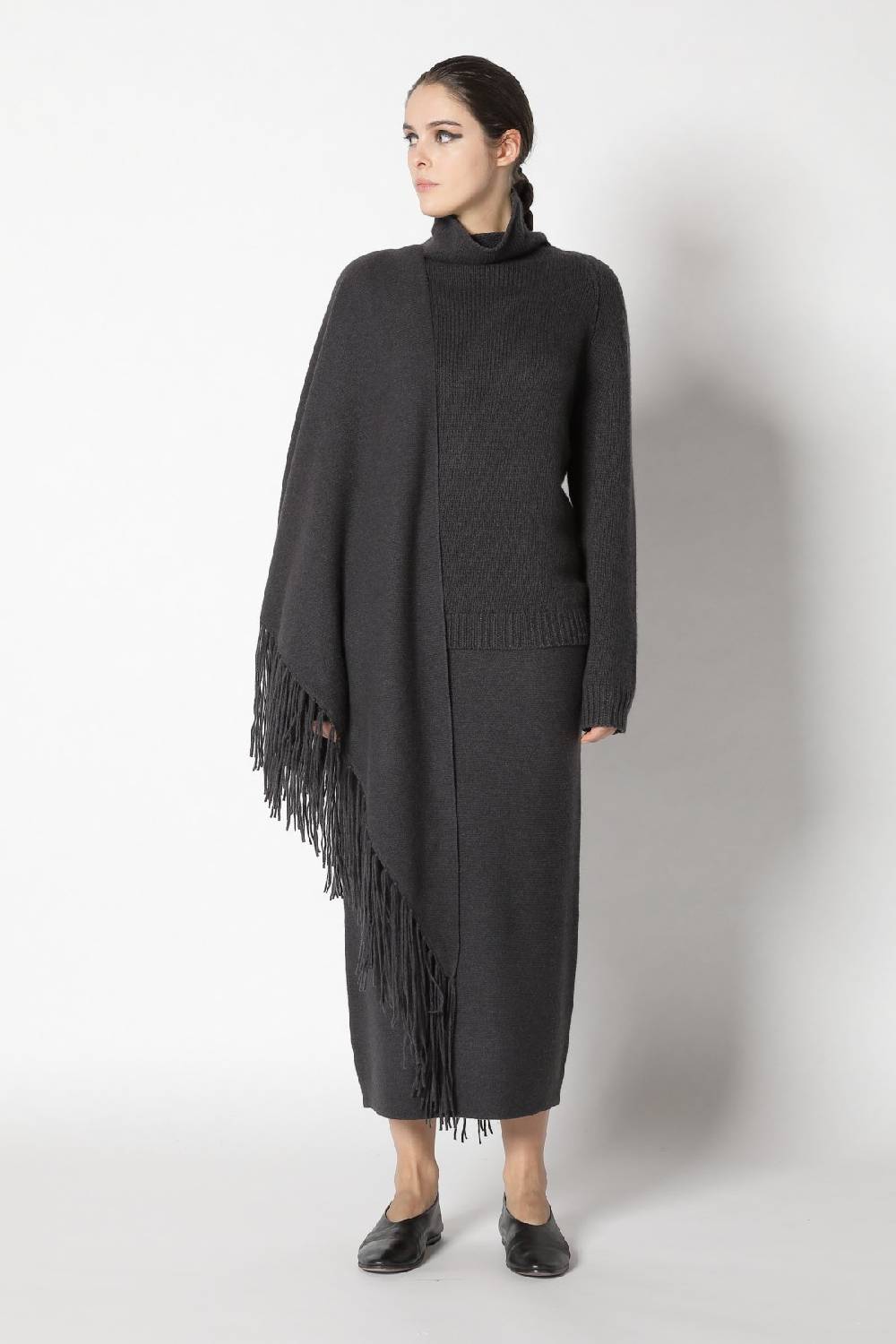 Sminfinity airy turtle jumper + garter triangle + garter maxi skirt