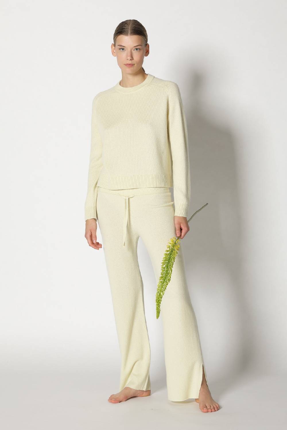 Sminfinity pure 2 ply crew jumper + pure slitted pants