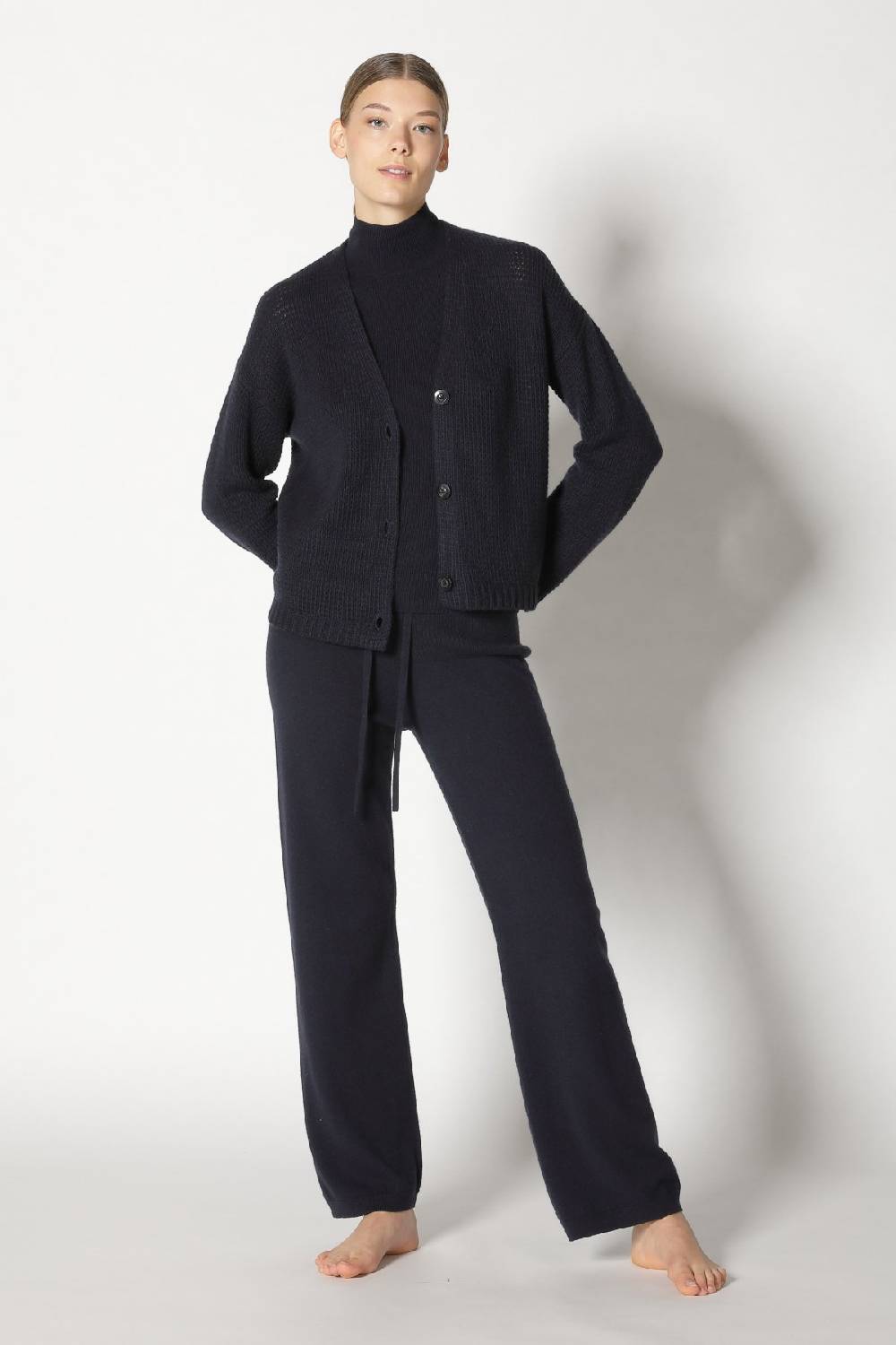 Sminfinity chilly loose & tight cardy + chilly fitted top + chilly pants im Angebot