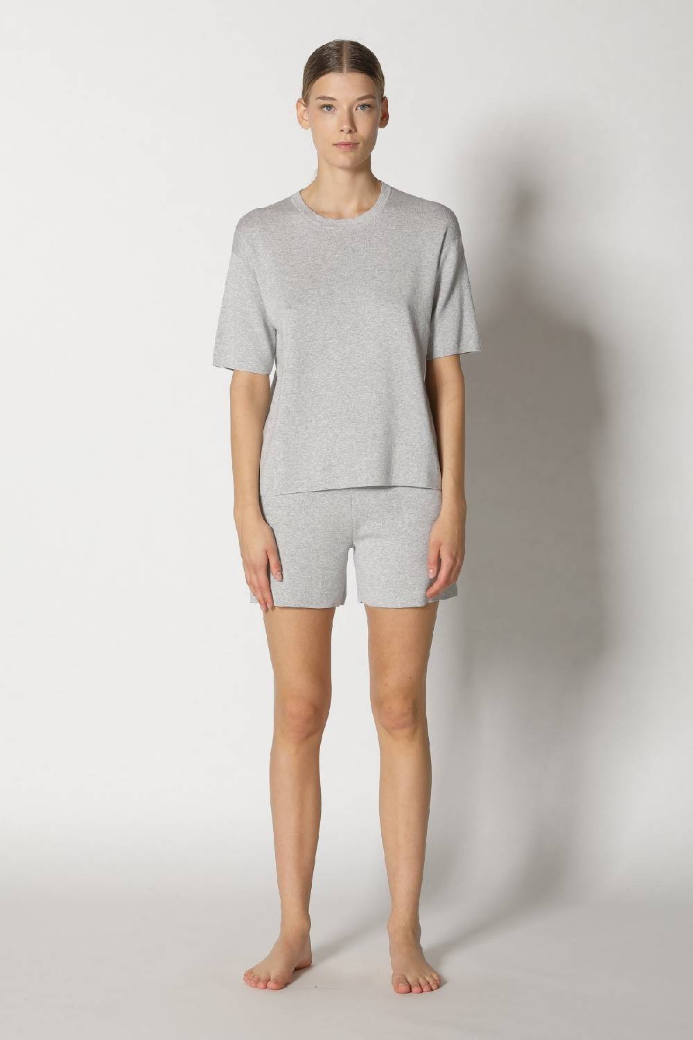 Sminfinity comfy T jumper + comfy shorts