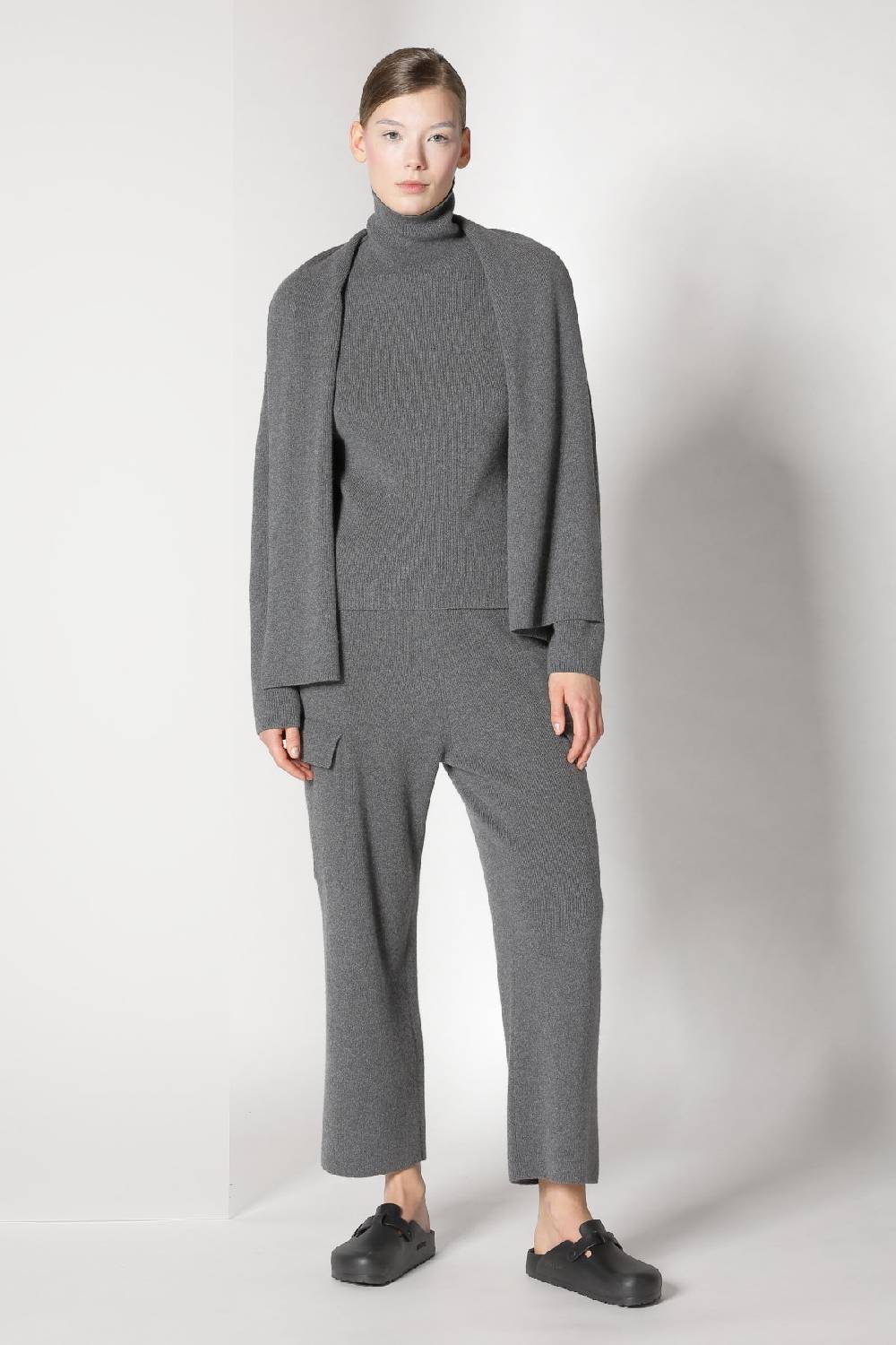 Sminfinity chilly loose jacket + chilly fitted turtleneck + chilly cargo pants Hotsell