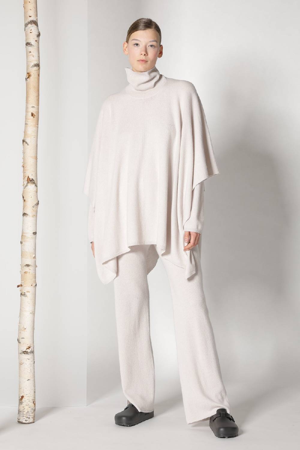 Sminfinity pure cape turtle + pure slitted pants Verkauf