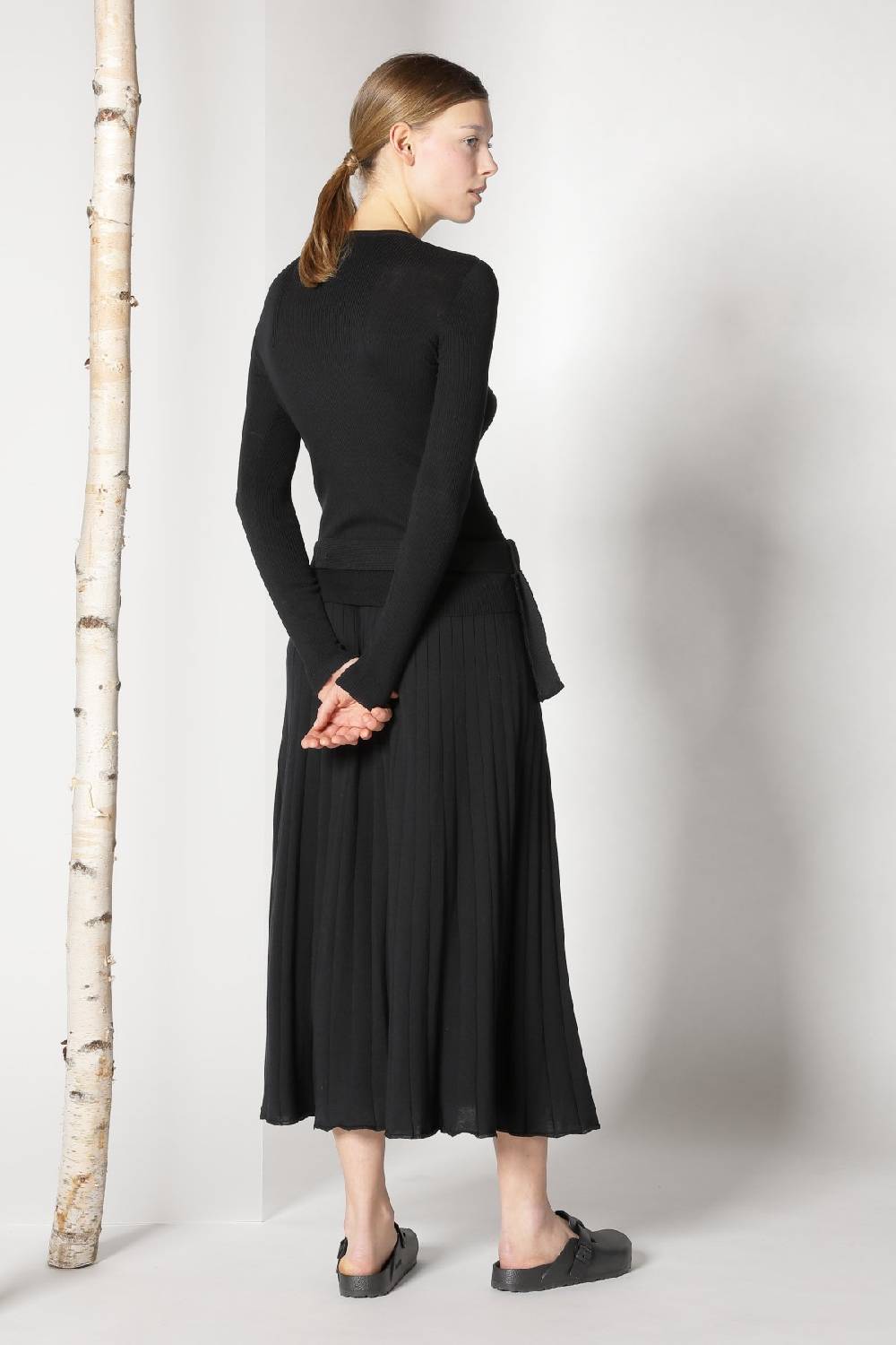 Sminfinity silky rib crew cardi + silky rib skirt Schlussverkauf