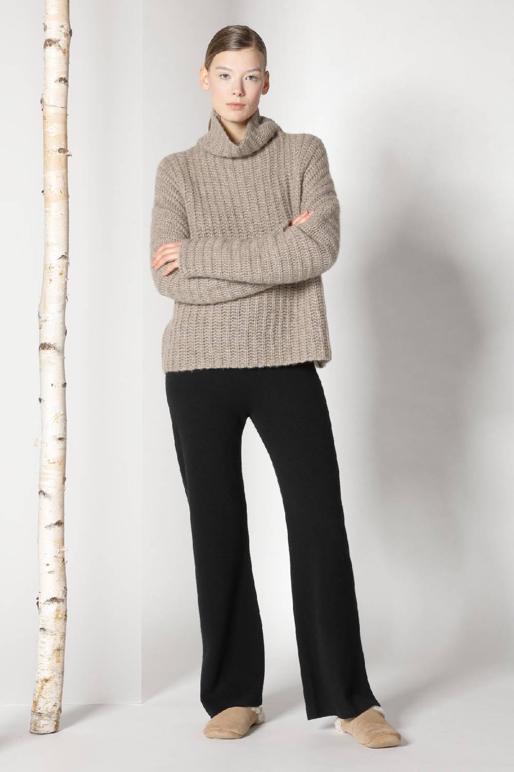 Sminfinity fluffy ribbed turtleneck jumper + pure slitted pants Blitzverkäufe
