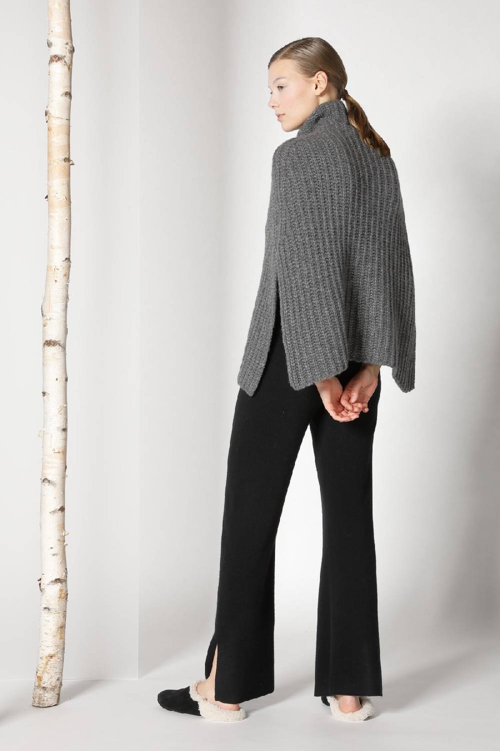 Sminfinity fluffy ribbed turtleneck cape + pure slitted pants Outlet