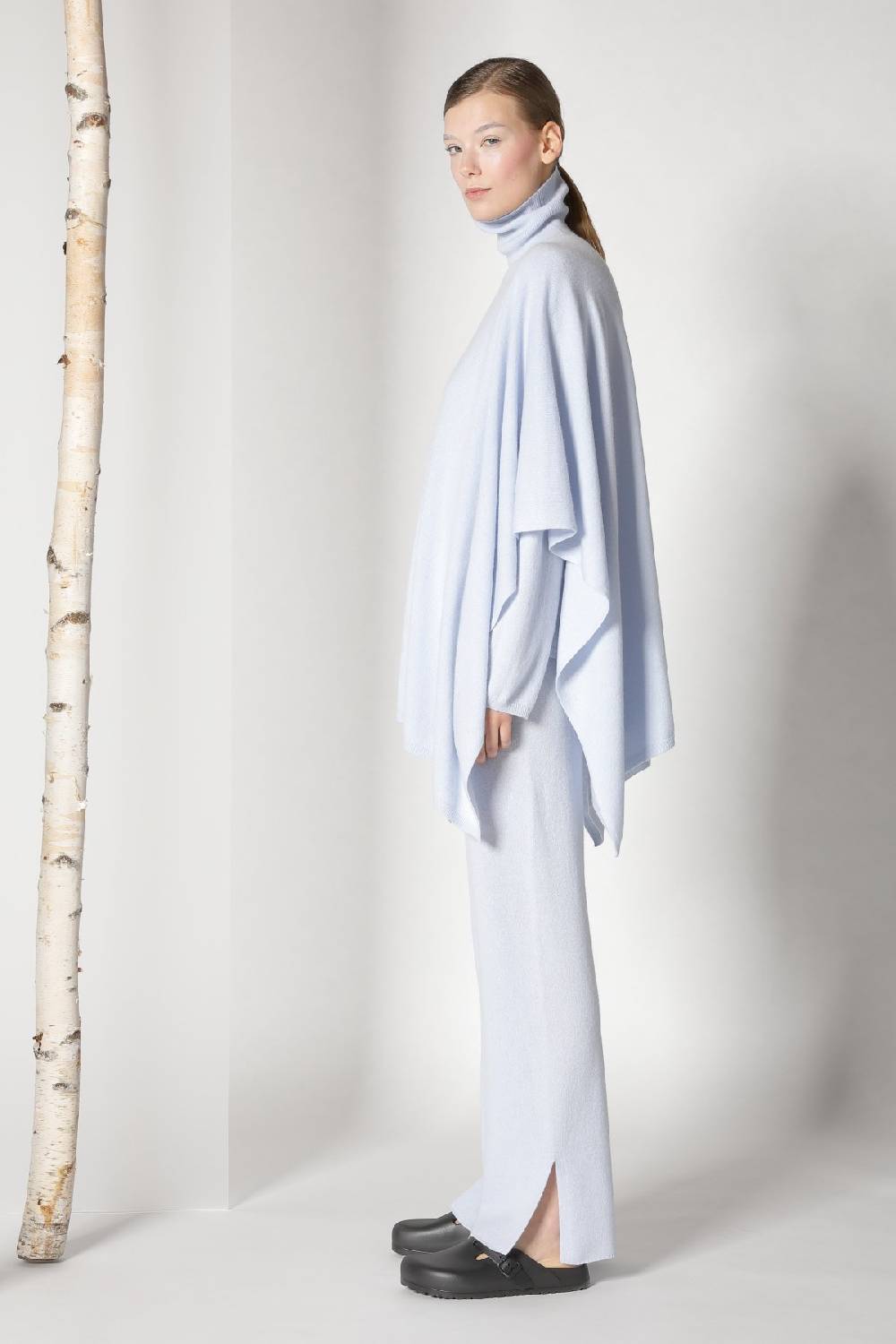 Sminfinity pure cape turtle + pure V jumper + pure slitted pants Meist gekauft