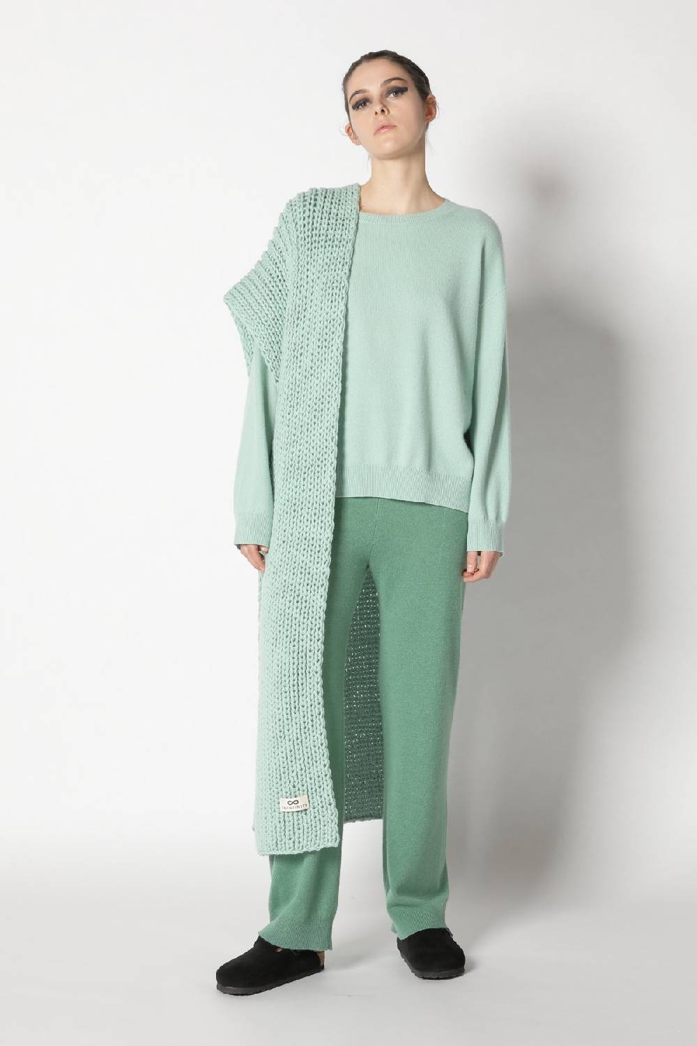 Sminfinity infinite crew jumper + infinite palazzo pants + loosely 1x1 rib scarf Angebote