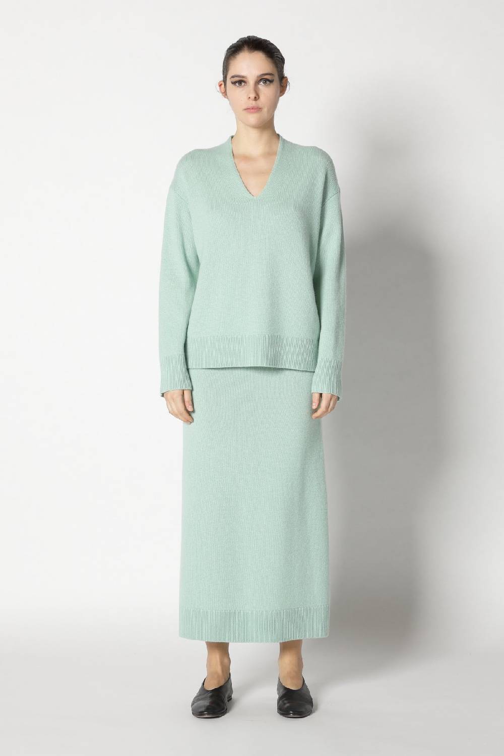 Sminfinity pure V neck + loosely 1x1 rib scarf + pure A skirt Günstiger Verkauf