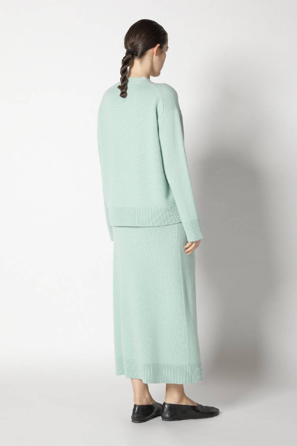 Sminfinity pure V neck + loosely 1x1 rib scarf + pure A skirt Günstiger Verkauf