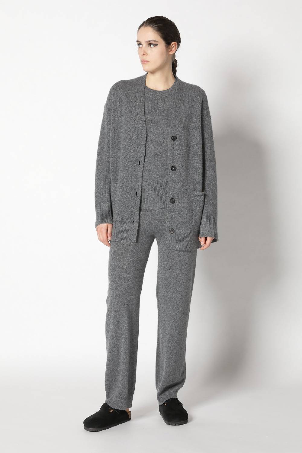 Sminfinity pure long cardy + infinite crew T + infinite palazzo pants Schlussverkauf