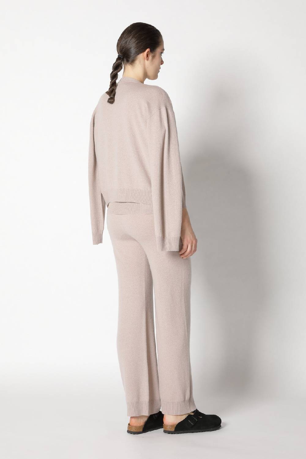 Sminfinity infinite cropped cardy + infinite crew T + infinite palazzo pants Hotsell