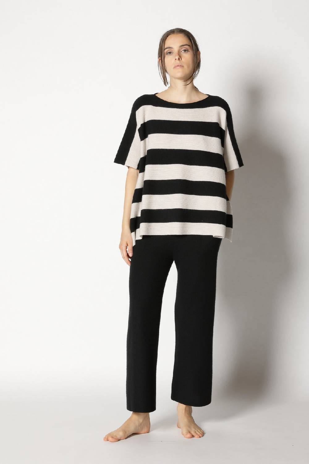 Sminfinity garter stripe cape top + garter cropped pants Fabrikverkauf