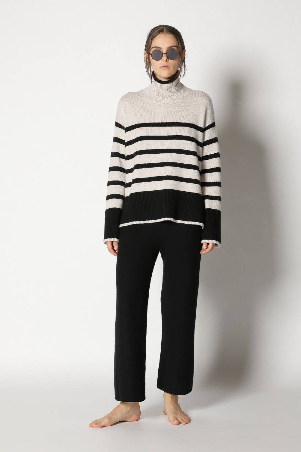 Sminfinity doubleface striped capecoat + slouchy striped turtle + gater cropped pants im Angebot