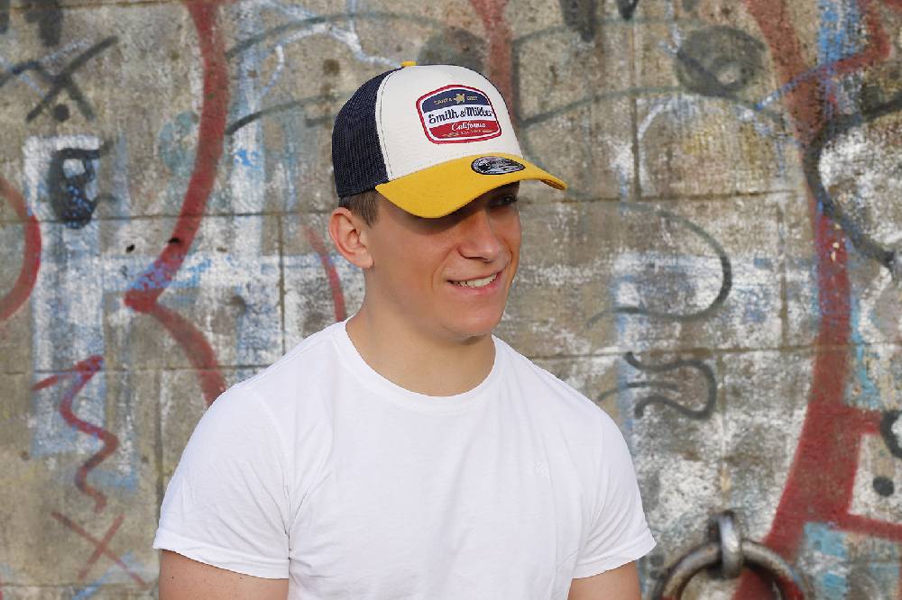 Smith & Miller Vicent Unisex Trucker Cap, stone - mango Meist gekauft