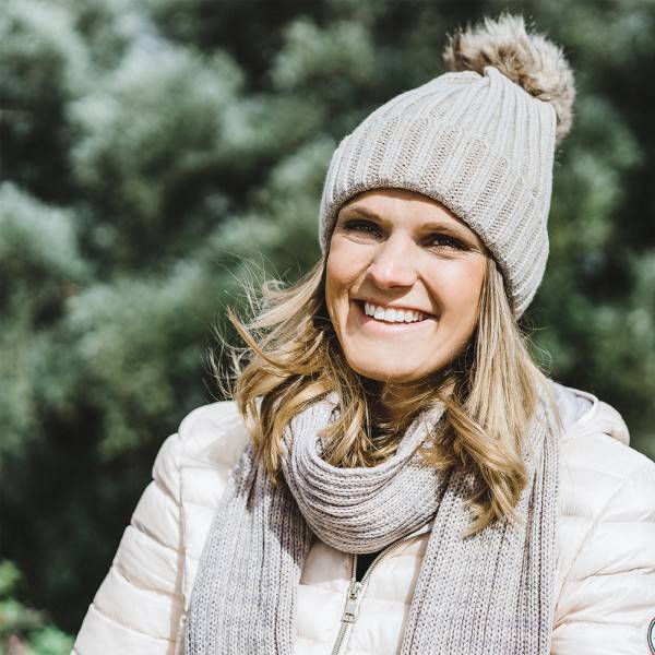 Sonia Originelli Bommelmütze Strick Kunstfell Mütze Winter Knopfverschluss Vierteljährliche Förderung
