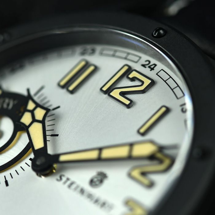 Steinhart MILITARY 47 ST1 silber Ltd. Edition Letzte 2 Tage