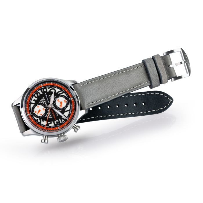 Steinhart NAV.B-CHRONO 42 SKELETON orange im Angebot