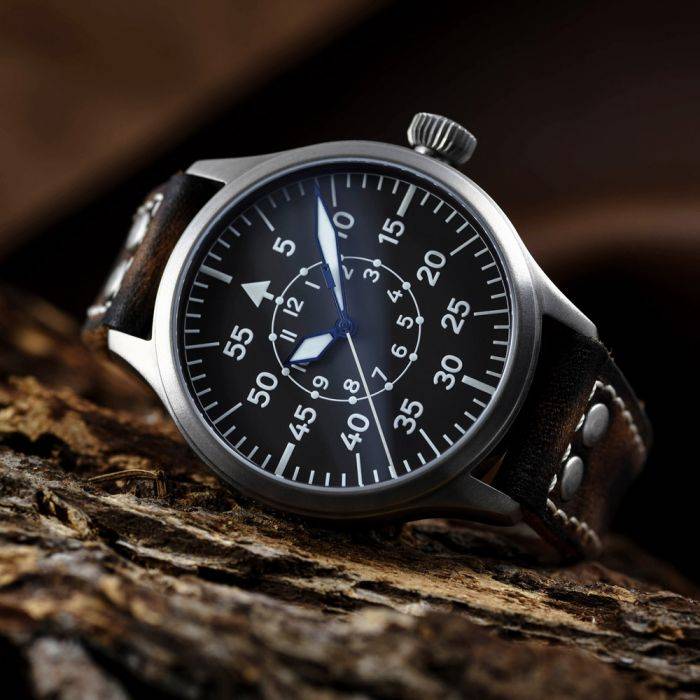 Steinhart Nav B-Uhr 47 Titan B Muster Zentralsekunde Meist gekauft