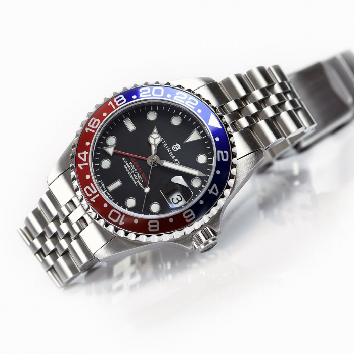 Steinhart Ocean 39 GMT BLUE-RED .2 Taucheruhr Hotsell