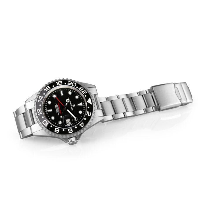 Steinhart Ocean One GMT BLACK Ceramic Taucheruhr Schlussverkauf