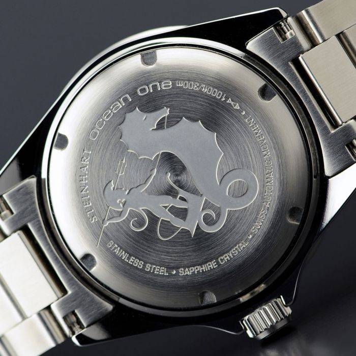 Steinhart Ocean One GMT BLACK-RED Taucheruhr Meist gekauft