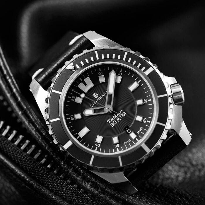 Steinhart Triton 30 ATM BLACK Taucheruhr im Angebot