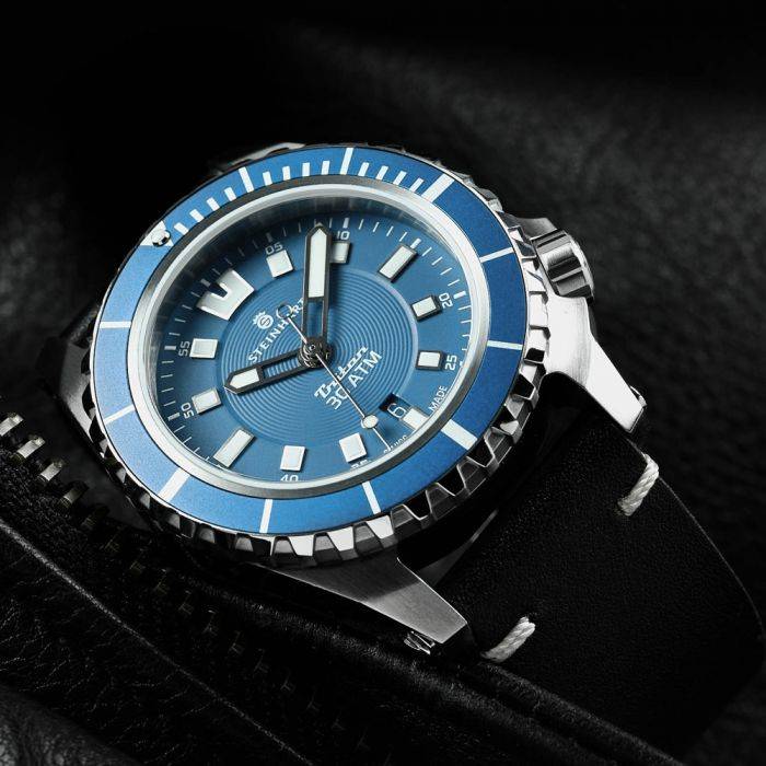 Steinhart Triton 30 ATM BLUE Taucheruhr Günstiger Verkauf