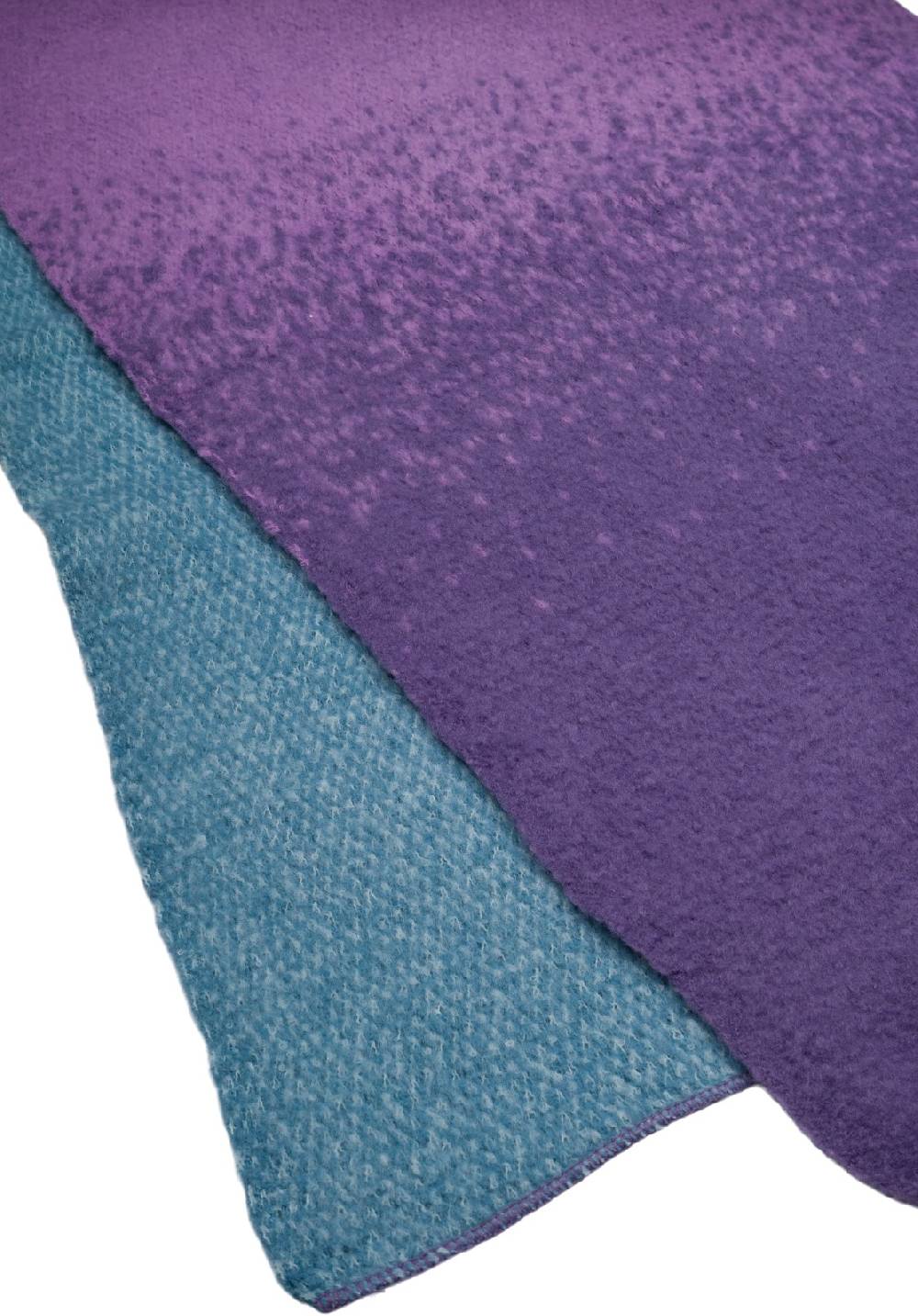 Stylebreaker Web-Schal mit Pixel-Farbverlauf im Angebot