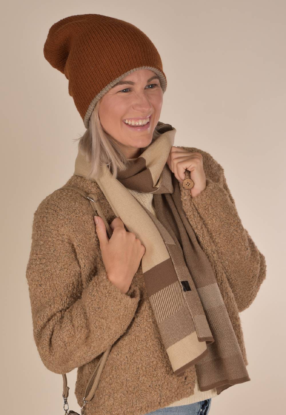 Stylebreaker Feinstrick Schal mit Streifen Schlussverkauf