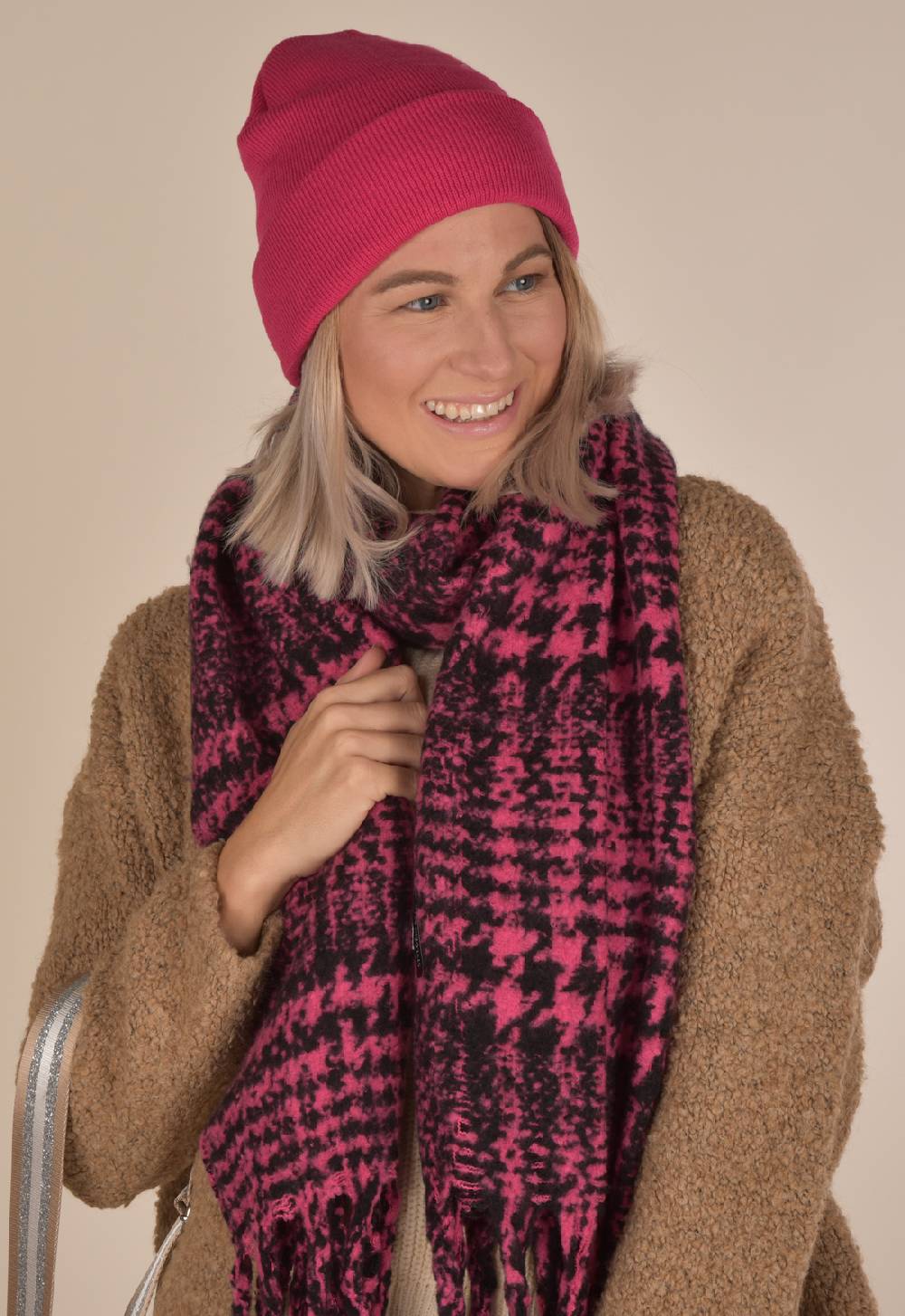 Stylebreaker Winter Strickmütze mit Krempe Verkauf
