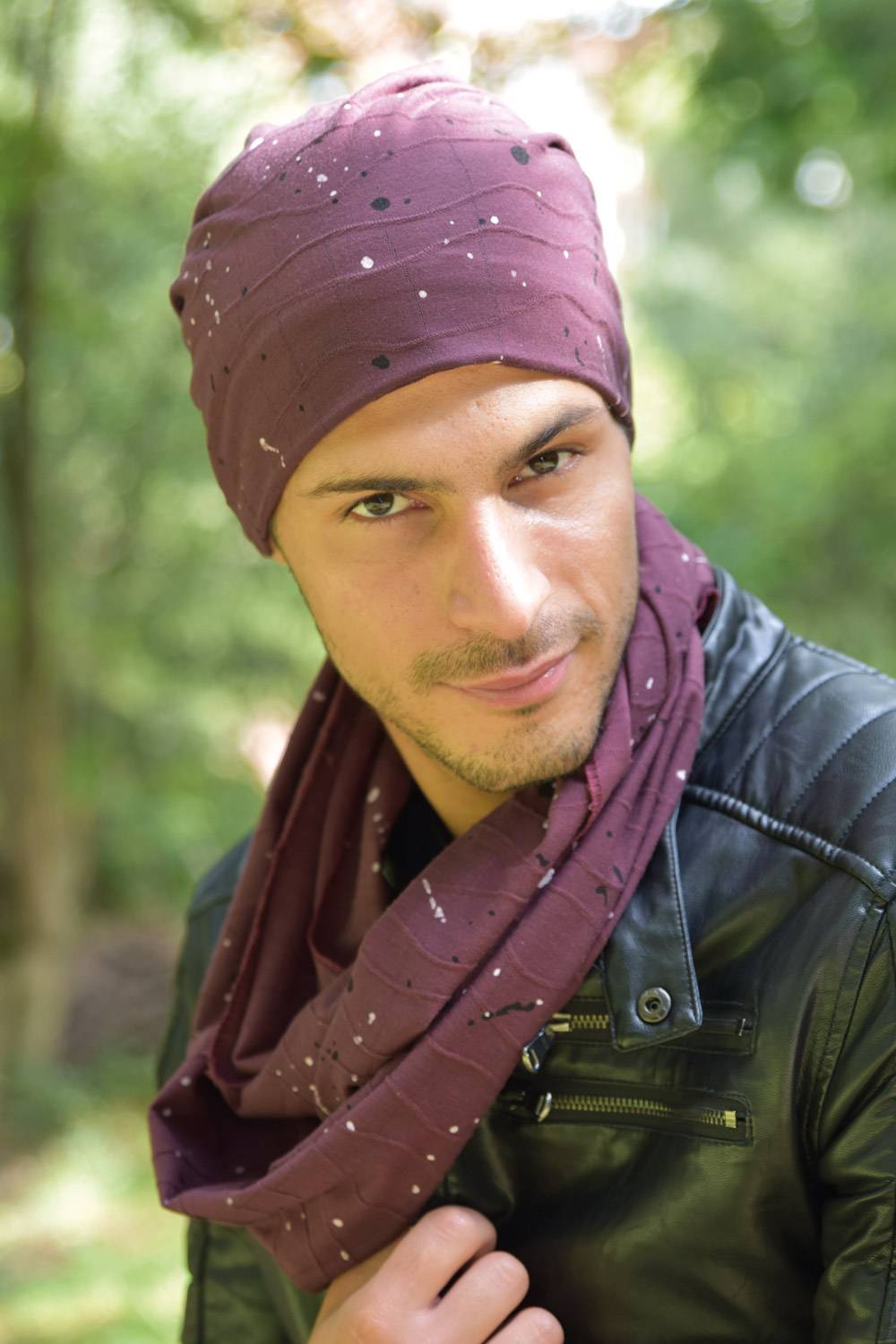 Stylebreaker Beanie Mütze mit Falten und Farbklecksen Outlet
