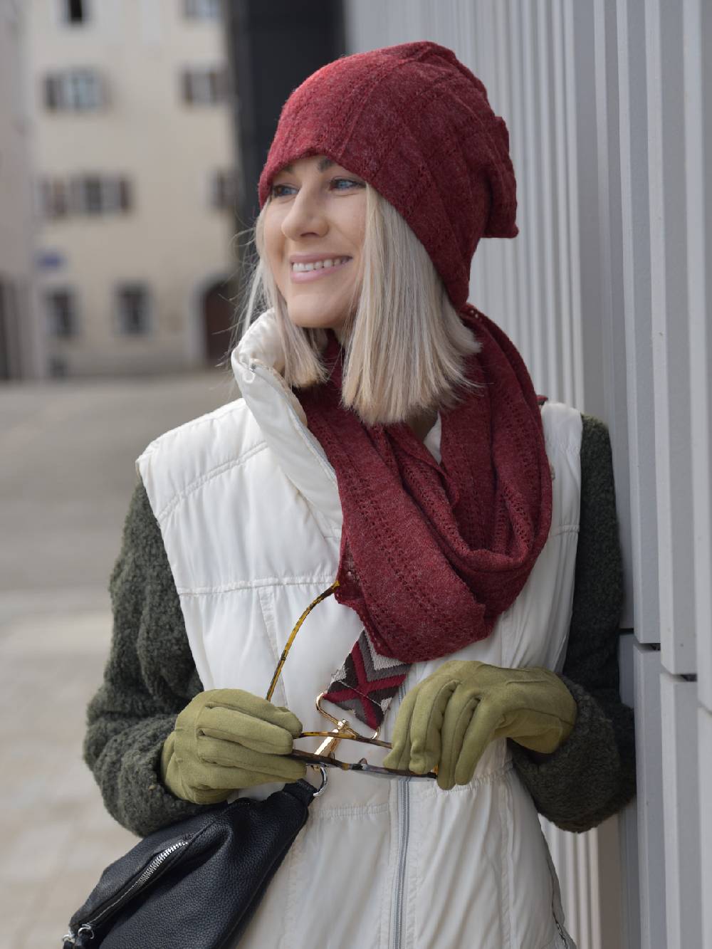 Stylebreaker Feinstrick Beanie mit Lochmuster Blitzverkäufe