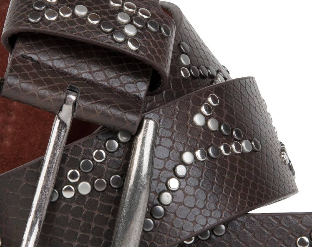 Stylebreaker Gürtel mit Nieten in Sternform im Angebot
