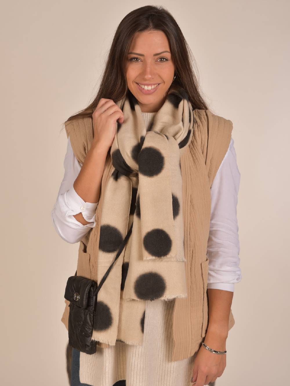 Stylebreaker Maxi Schal mit Punkte Muster Online